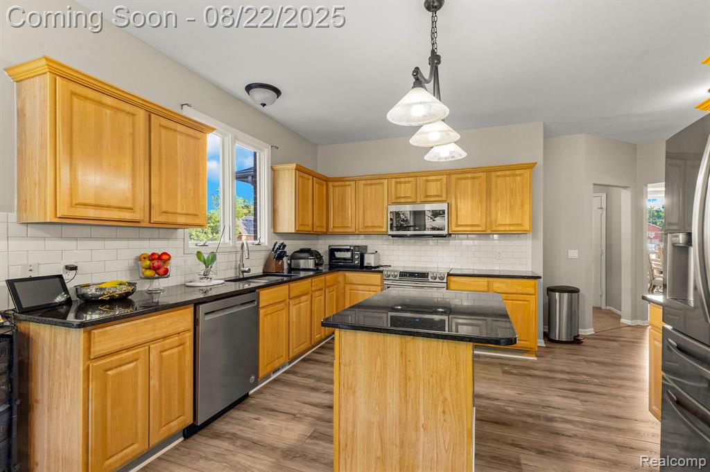 1040 Belle River Woods Boulevard, East China, MI — Photo 10