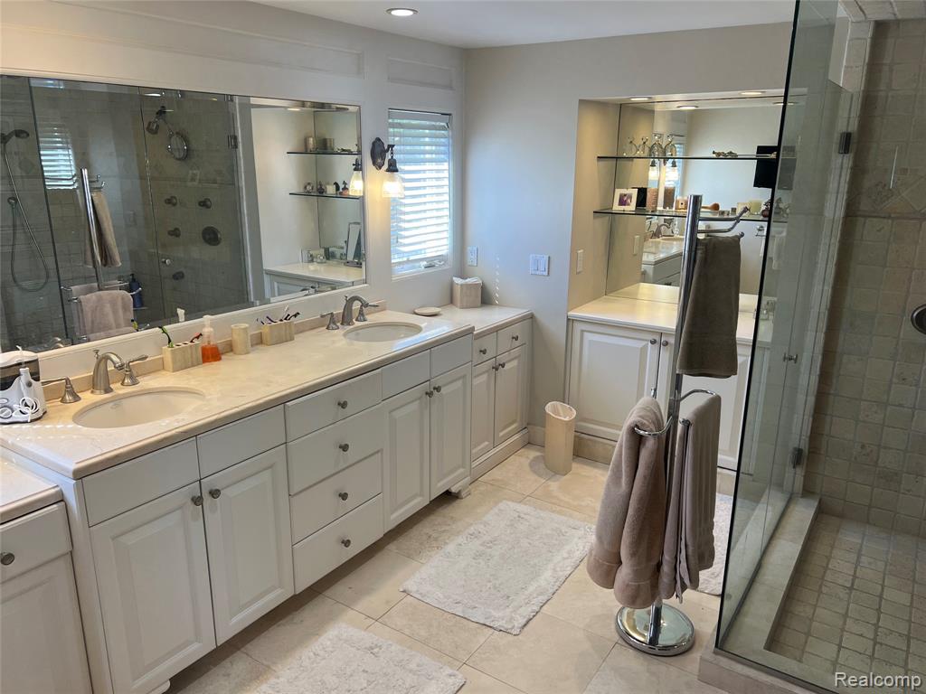 3958 Winterset Court, West Bloomfield, MI 48323 — Photo 26