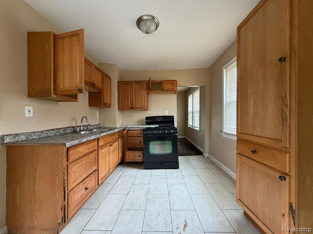 18010 ANGLIN Street, Detroit, MI 48234 — Photo 10