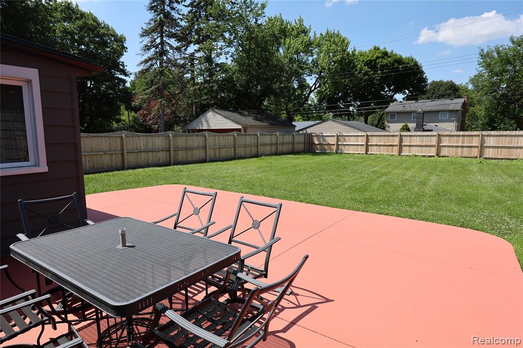 4121 Seminole Drive, Royal Oak, MI 48073 — Photo 14
