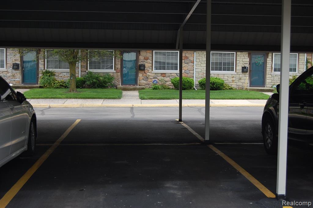 16529 TERRACE VILLAGE Drive, Taylor, MI 48180 — Photo 23