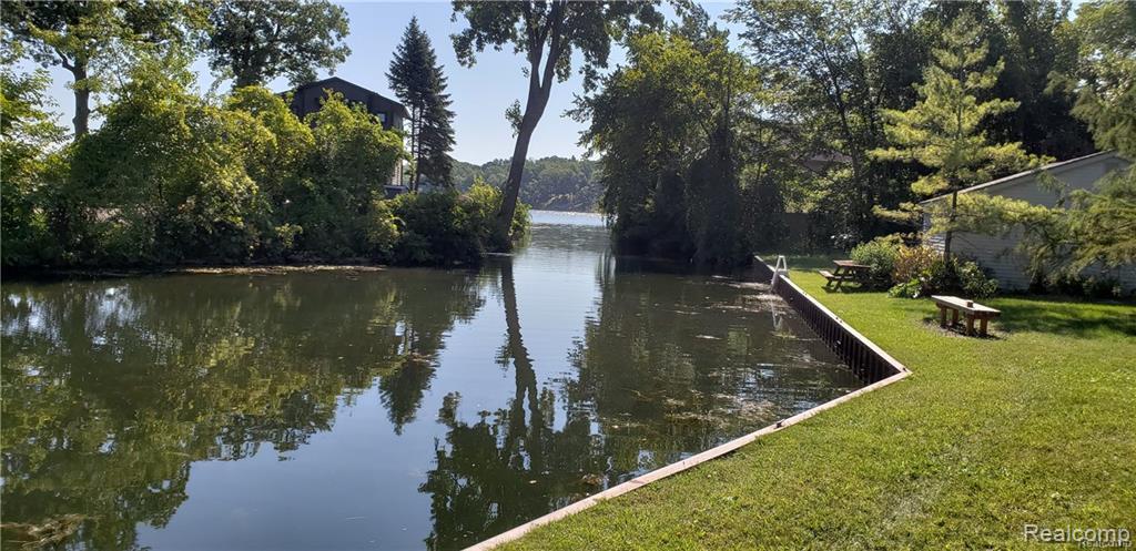 3800 Lakeview Boulevard, Orchard Lake Village, MI 48324 — Photo 47
