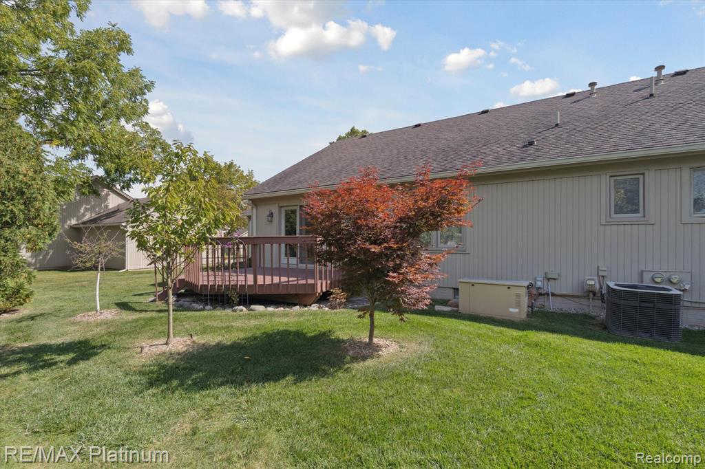 8230 Sawgrass Trail, Grand Blanc, MI 48439 — Photo 39