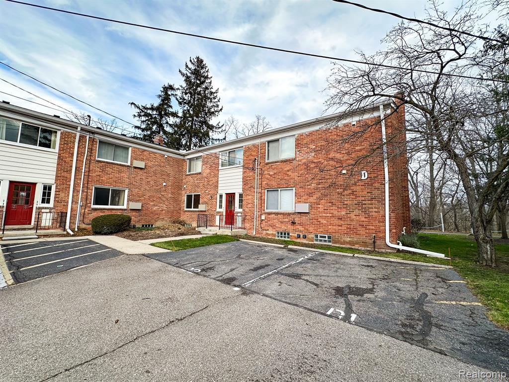 32718 GRAND RIVER Avenue, D3, Farmington, MI 48336 — Photo 15