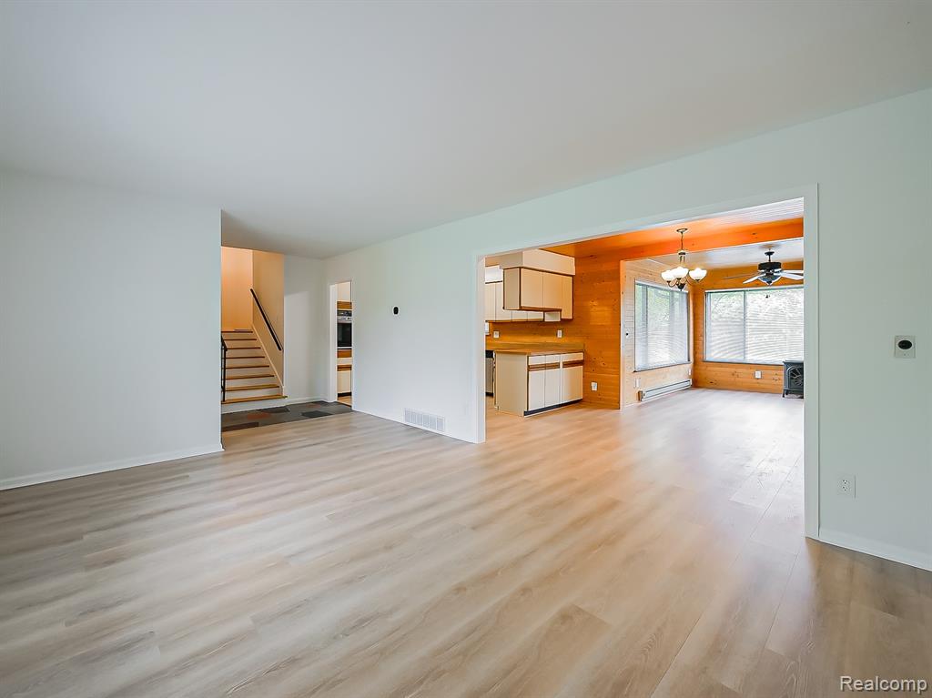 7580 Thornwood Street, Canton, MI 48187 — Photo 35