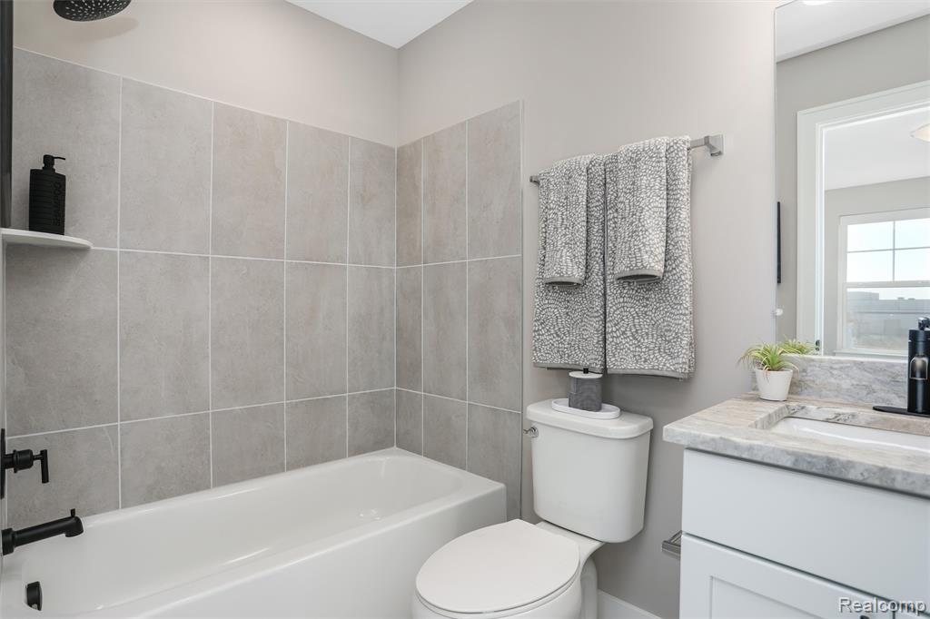 20720 Van Antwerp Street, 55, Harper Woods, MI 48225 — Photo 8