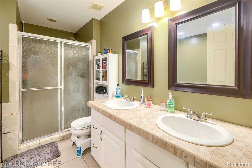 765 3rd Street, Fenton, MI 48430 — Photo 33
