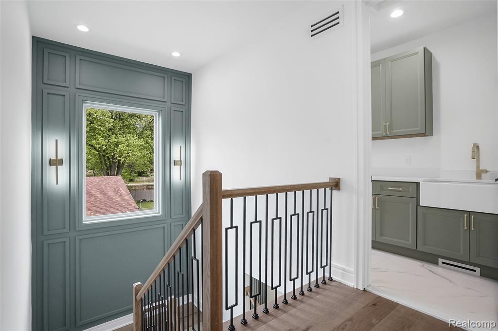 4112 ELMHURST Avenue, Royal Oak, MI 48073 — Photo 30