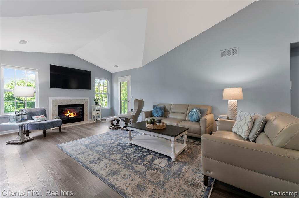 4208 Berkeley Avenue, Canton, MI 48188 — Photo 4