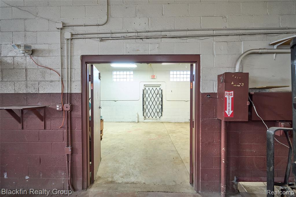 15410 Harper Avenue, Detroit, MI 48224 — Photo 23