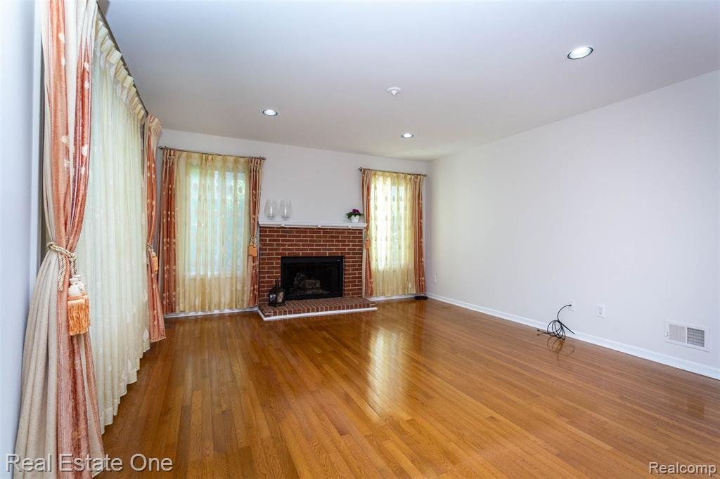 7062 Foxridge Drive, Canton, MI 48187 — Photo 19