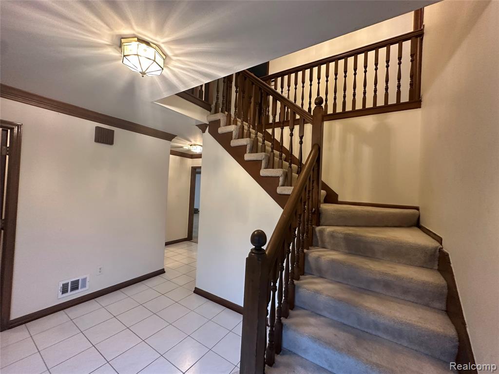 6473 Red Oak Drive, Troy, MI 48098 — Photo 22