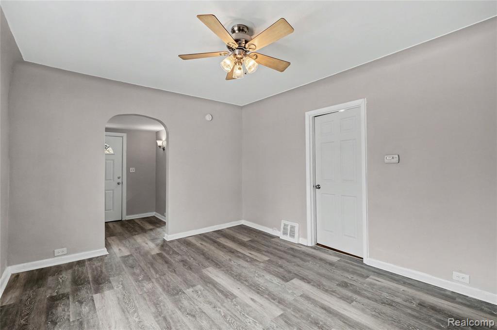 5044 2nd Street, Swartz Creek, MI 48473 — Photo 6