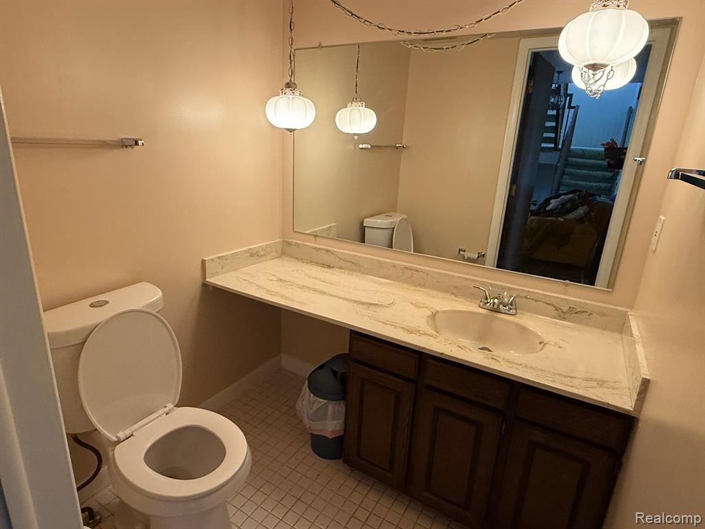 11 KIMBERLY Lane, 54, Dearborn, MI 48120 — Photo 26