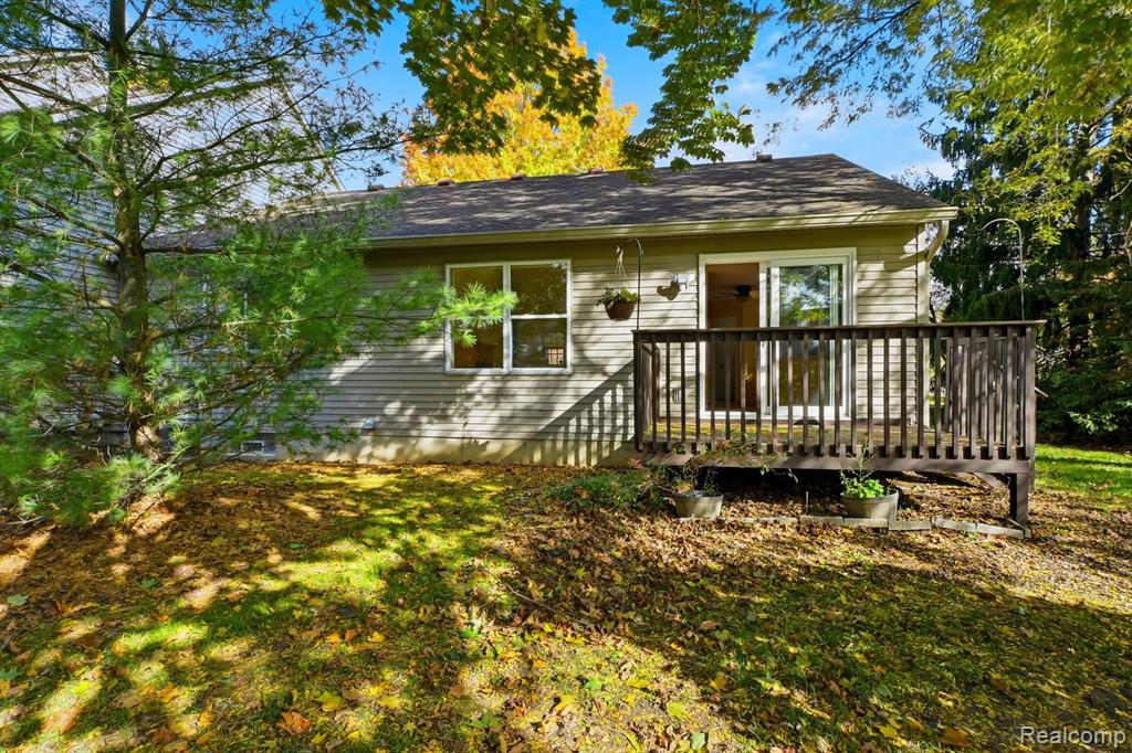 518 Redmaple Lane, 62, Brighton, MI 48116 — Photo 25