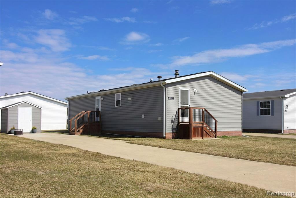 3539 Berry Drive, Carleton, MI 48117