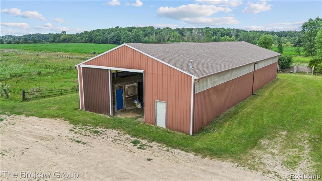 8490 Sharp Road, Swartz Creek, MI 48473 — Photo 7