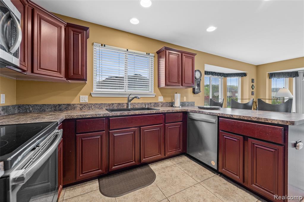 53270 Sams Lane, Chesterfield, MI 48047 — Photo 4