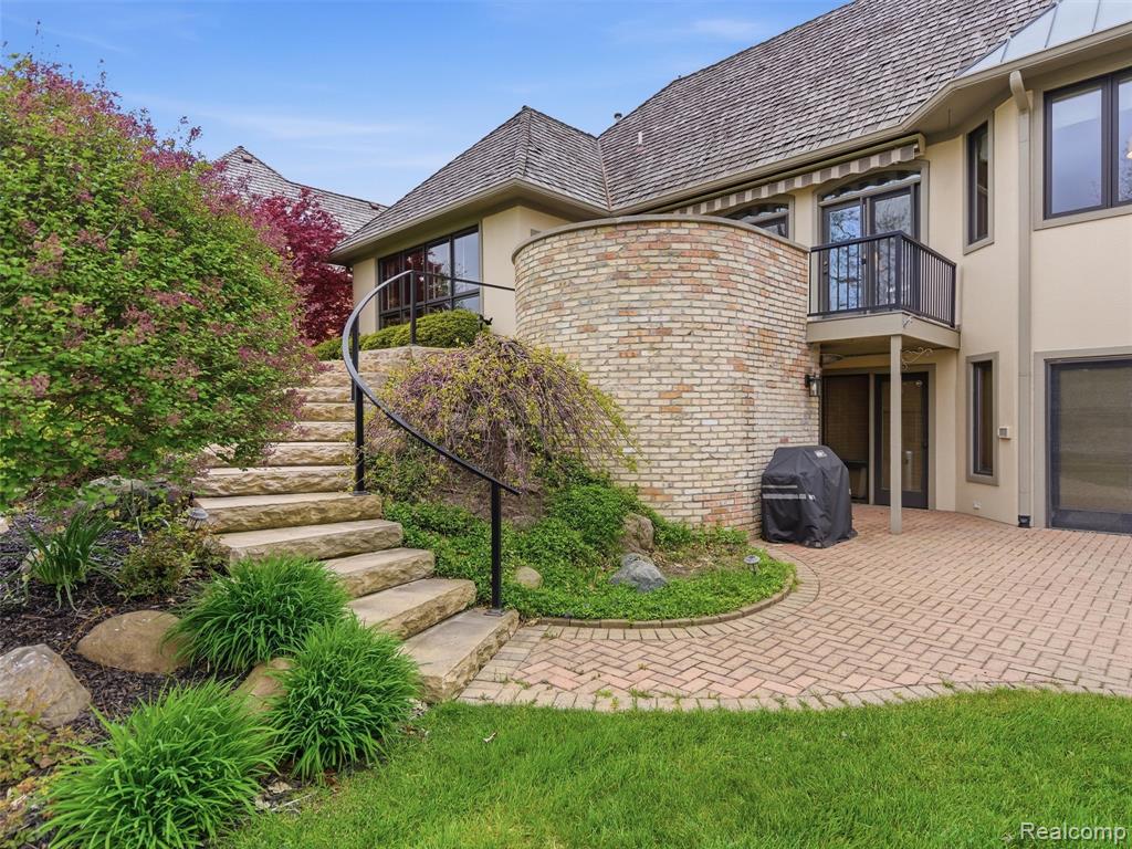 23 Chateaux Du Lac, Fenton, MI 48430 — Photo 41