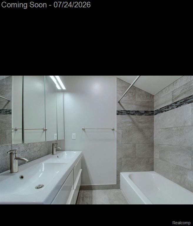 11610 Cardwell Street, Livonia, MI 48150 — Photo 25