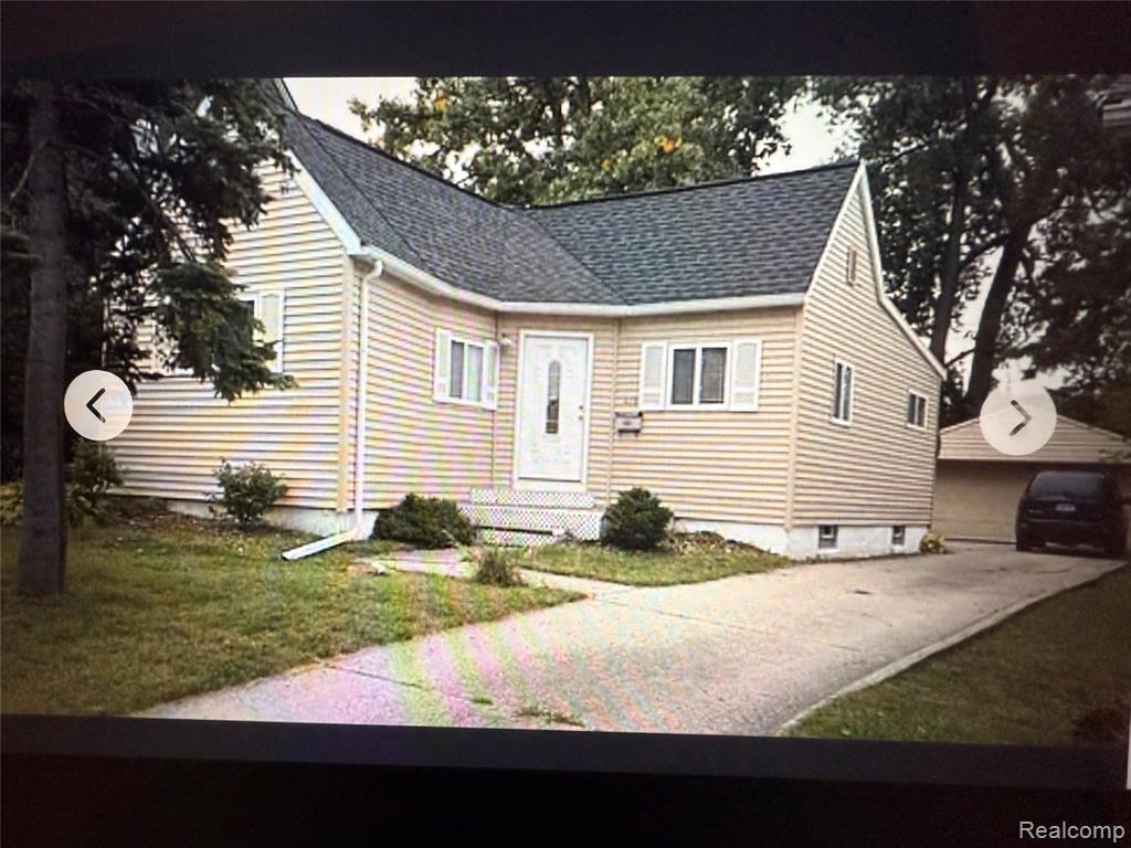 479 Cambridge Road, Royal Oak, MI 48067 — front exterior