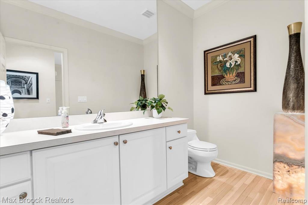 7330 Crackling Creek Circle, 4, West Bloomfield, MI — Photo 29