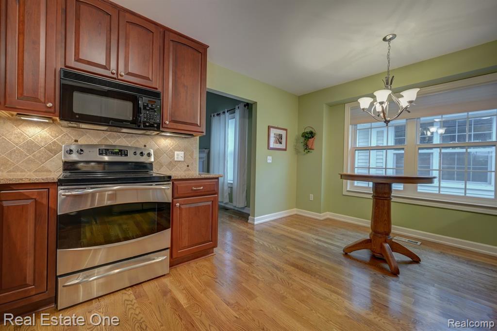 6564 Summit Ridge, Clarkston, MI — Photo 17