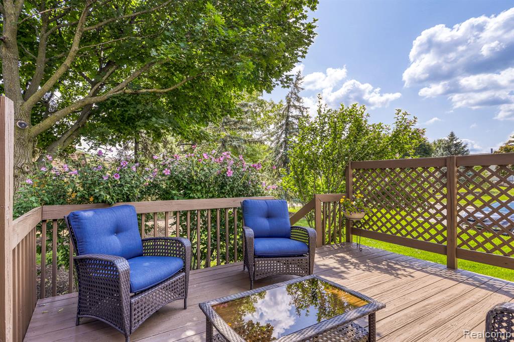 1661 BENNINGTON, Canton, MI 48188 — Photo 21