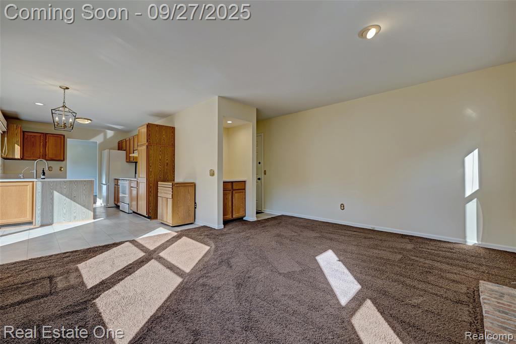 90 Crescent Hill Drive, Ortonville, MI 48462 — Photo 27