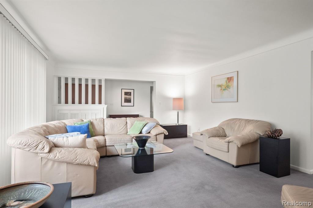 5889 ORCHARD BEND Road, Bloomfield Hills, MI 48301 — Photo 19