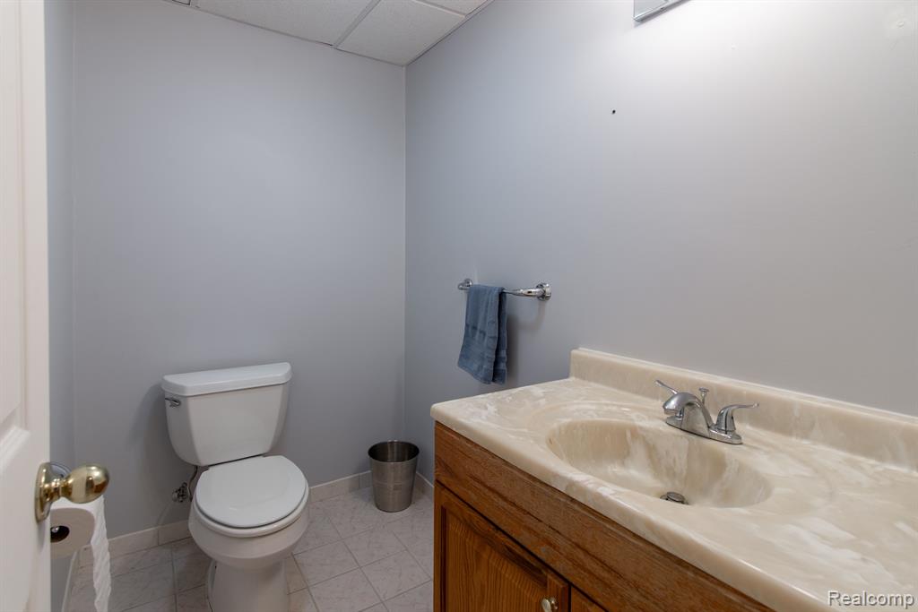 45800 MEADOWS Circle W, Macomb, MI 48044 — Photo 25