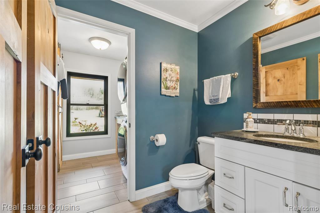 7249 Driftwood Drive, Fenton, MI 48430 — Photo 12