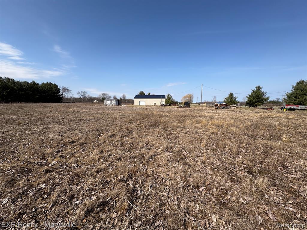 6919 Emmett Road, Brockway, MI 48097 — Photo 12