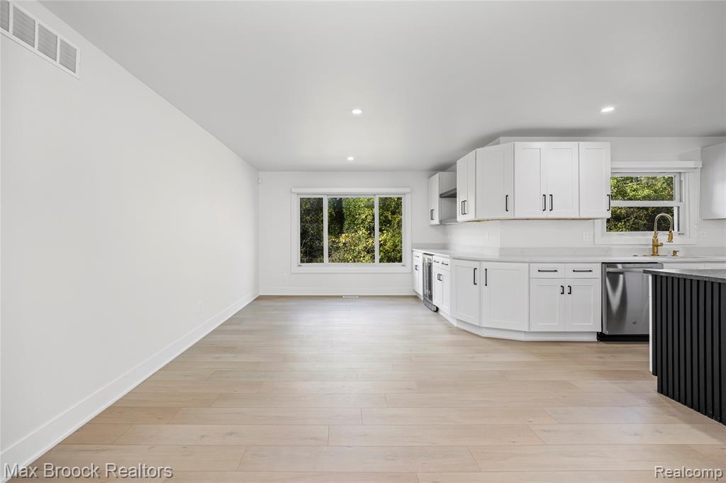4800 Faircourt Drive, West Bloomfield, MI — Photo 23