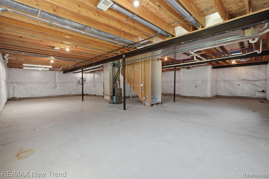 7301 VILLAGE PARK Drive, Independence, MI — Photo 42