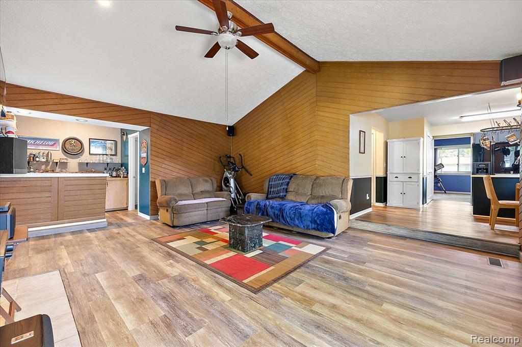 45481 Wakefield Street, Shelby Twp, MI 48317 — Photo 19