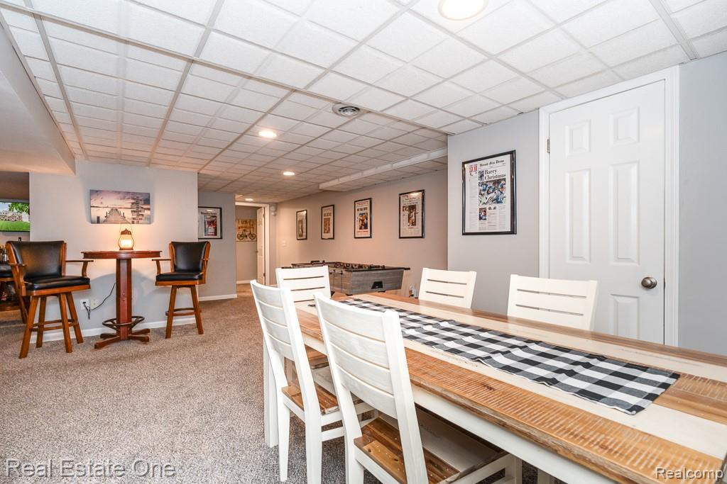1043 Ridgeview Circle, Lake Orion, MI 48362 — Photo 34