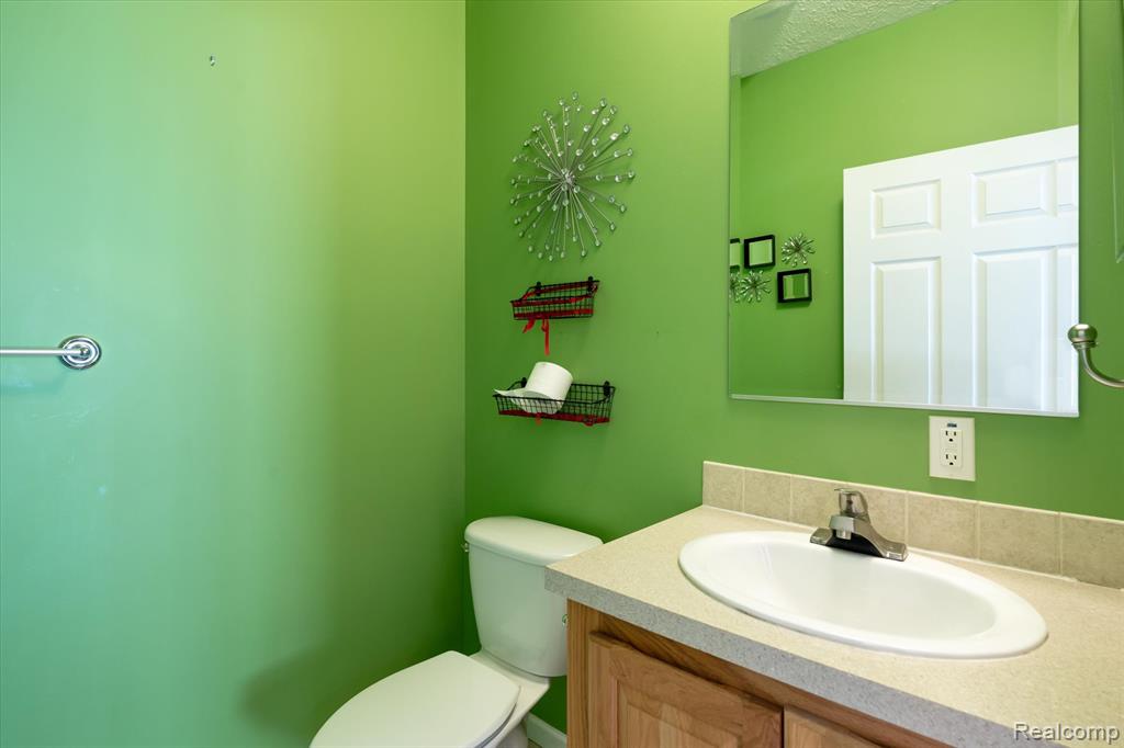 7075 Kings Way, Flushing, MI 48433 — Photo 21