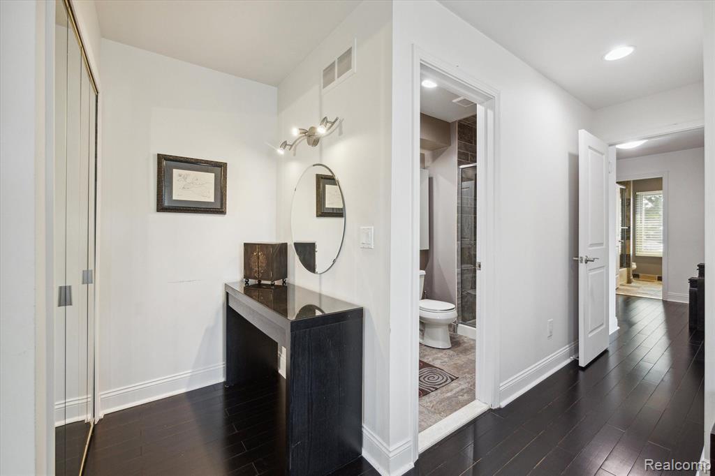 427 Rolling Green Circle S, Rochester Hills, MI 48309 — Photo 27