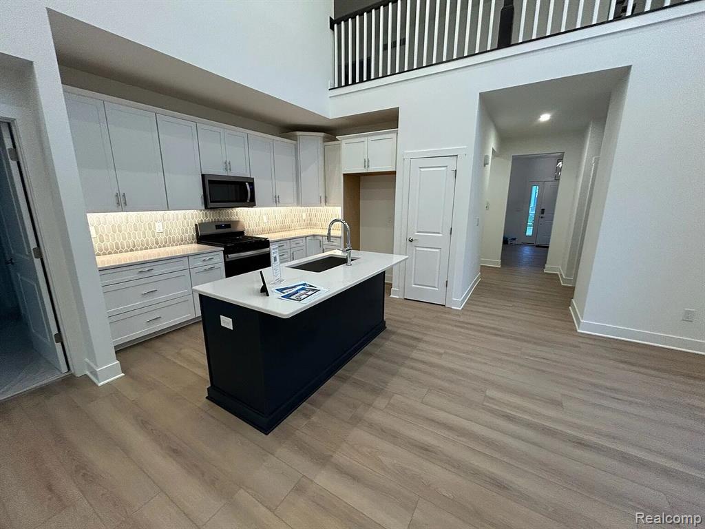 5350 Trail Vista Drive, West Bloomfield, MI 48323 — Photo 9