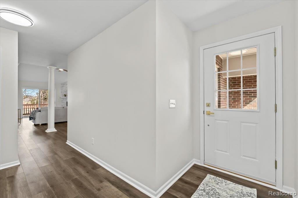 480 NEWBERRY Lane, Howell, MI 48843 — Photo 8