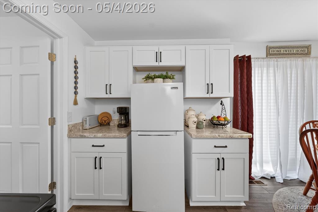 107 S Lester Street, Capac, MI 48014 — Photo 14