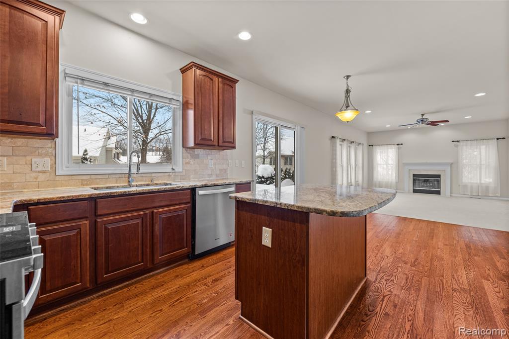 3904 KAELEAF Road, Lake Orion, MI — Photo 16