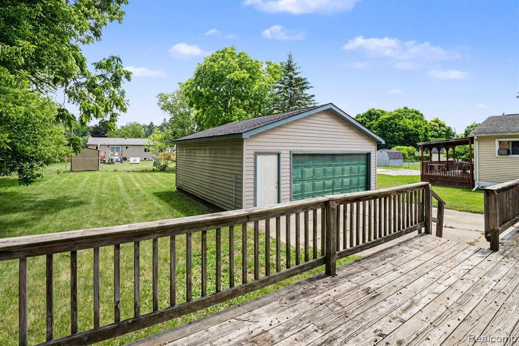 821 Isham Street, Owosso, MI 48867 — Photo 22