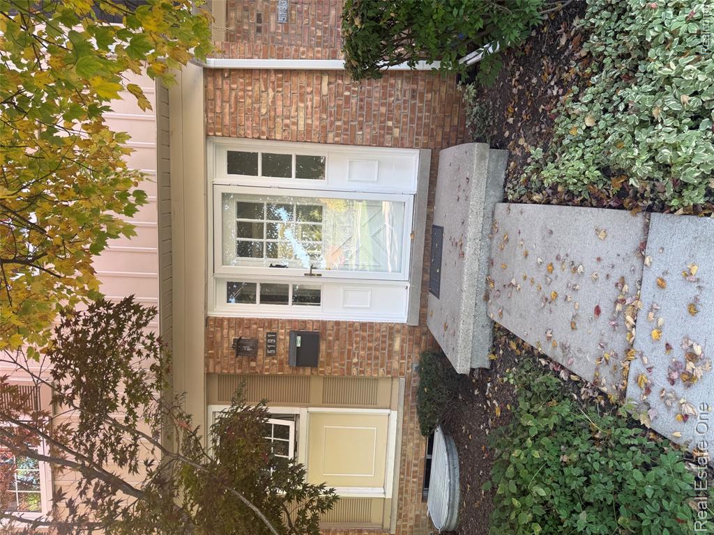 5191 BUCKINGHAM, Troy, MI 48098