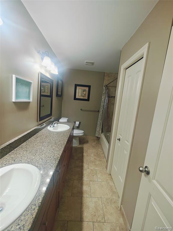 49500 GOLDEN GATE Drive, Macomb, MI 48044 — Photo 18