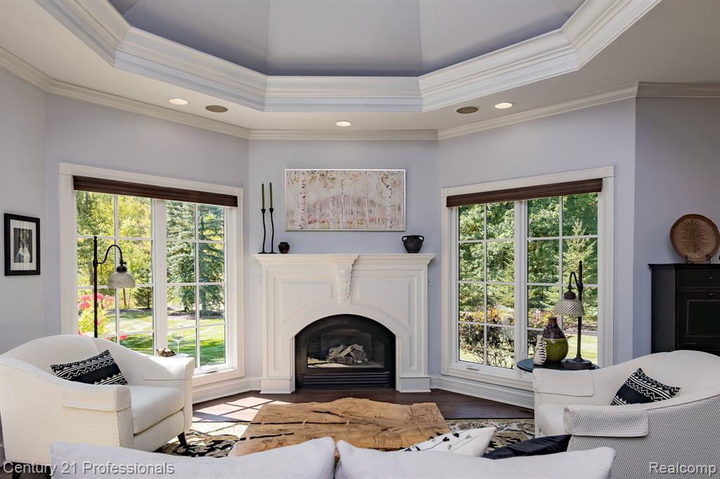 8242 Pine Hollow Court, Grand Blanc, MI 48439 — Photo 12