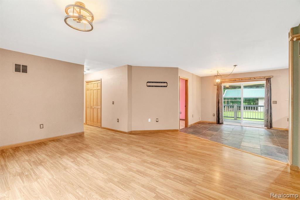 6917 CHASE LAKE Road, Fowlerville, MI 48836 — Photo 12