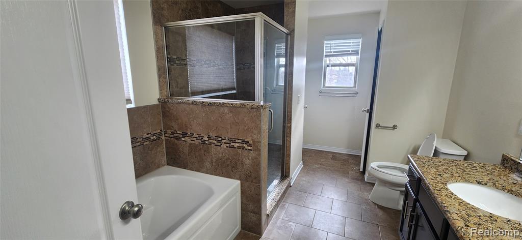 42849 Saint James Court, Sterling Heights, MI 48314 — Photo 36