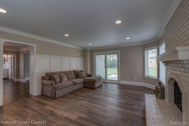 942 Donmar Court, Birmingham, MI 48009 — Photo 8